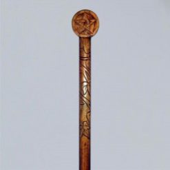 Bastone con pentagramma e viticcio d'edera