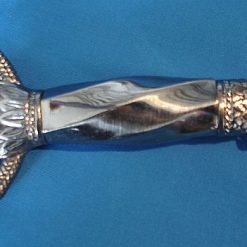Pugnale con testa d'aquila (Athame)