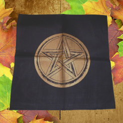 Tessuto d'altare nera con pentagramma dorato
