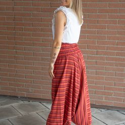 Pantalone-Donna-Afghano-righe---Rosso-modella03