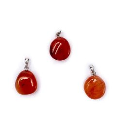 Ciondolo di Corniola forata