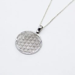 Alternative view of Ciondolo talismano in argento Fiore della Vita