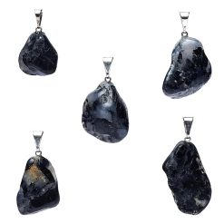 Ciondolo di quarzo tormalinato forata